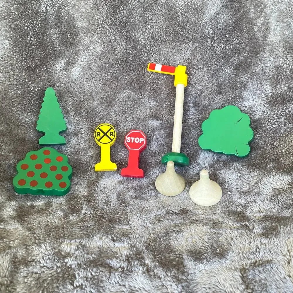 Vintage Thomas Train Wooden Tree Sign Replacement 2001 Gullane Train Playset Toy